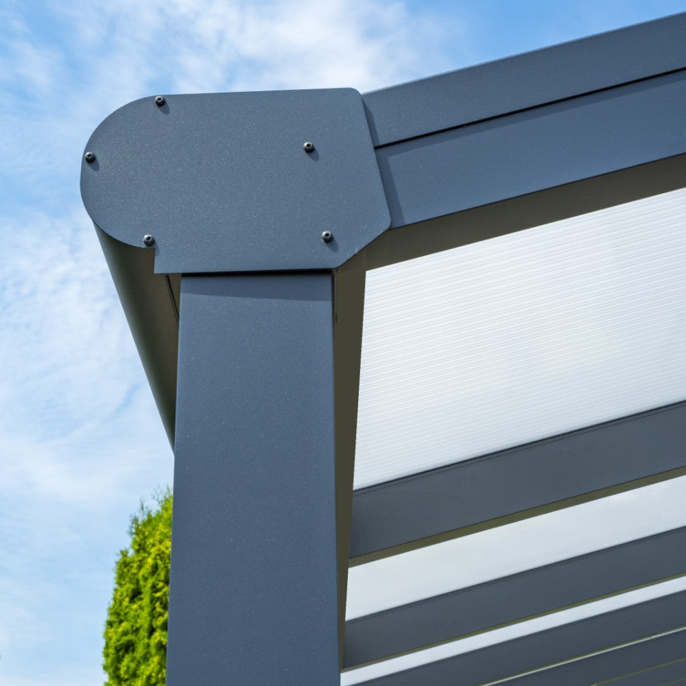 Translucent roof panels and powder-coated aluminium veranda frame